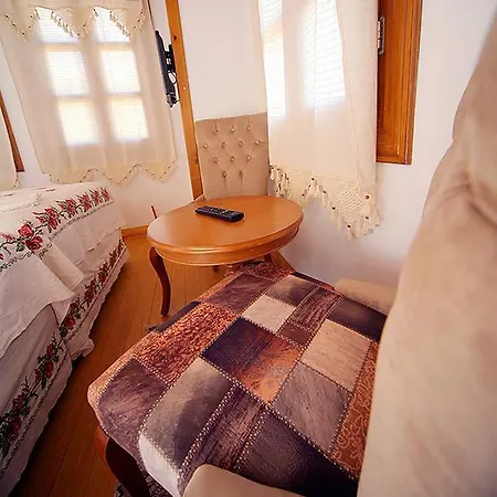 Apartmanhotel Ata Konagi *