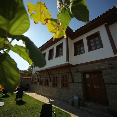 Aparthotel Ata Konagi *